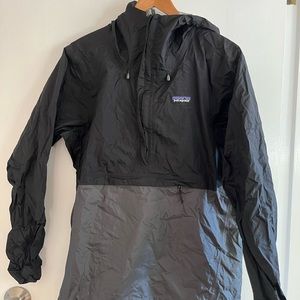 Patagonia rain anorak